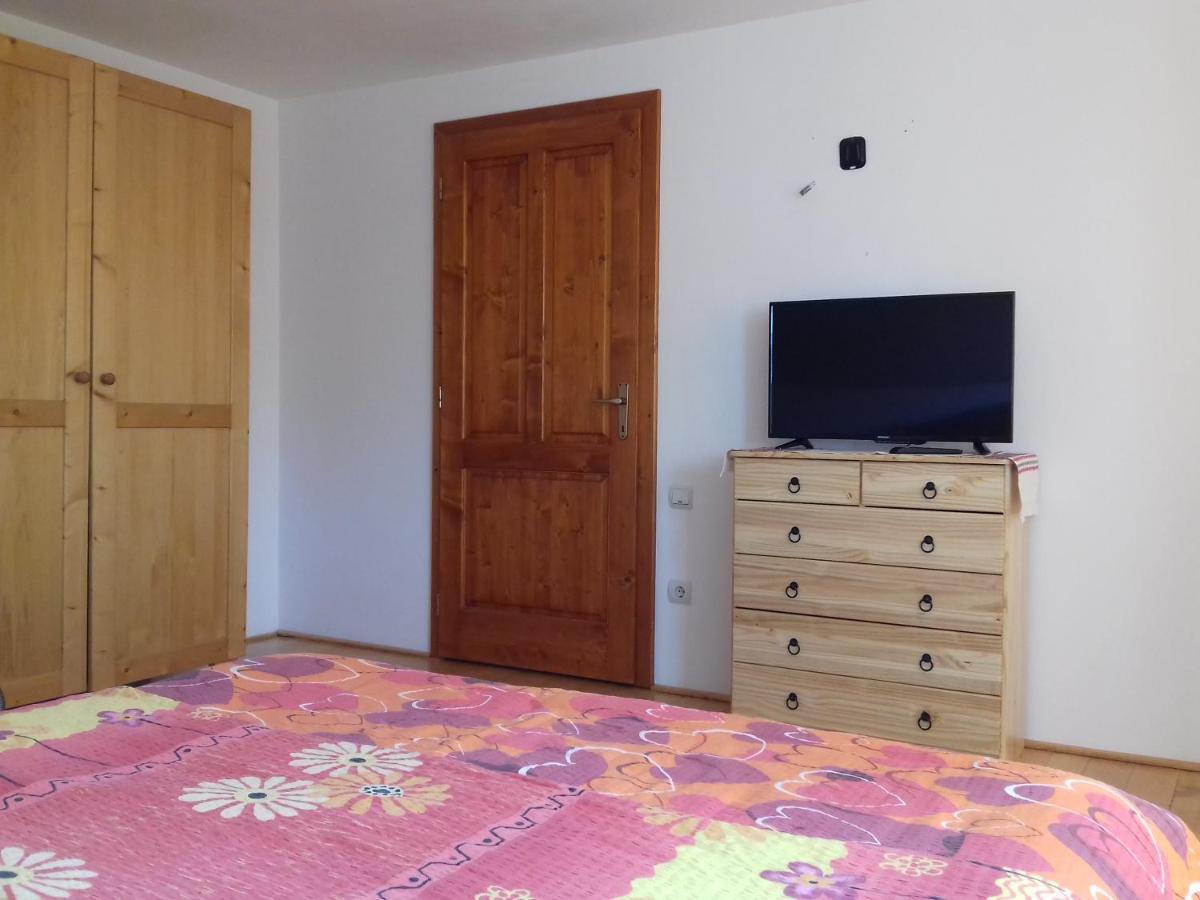 Farm stay Casa Din Prund *